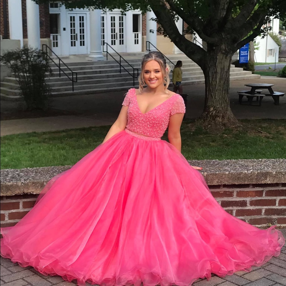 Prom Dress - Picture 3 of 4